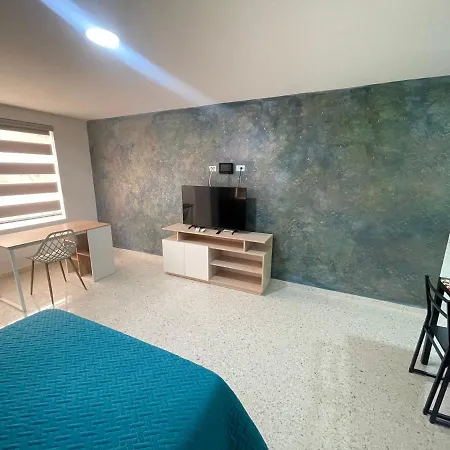 Park 66 Apartaestudios Cali Extérieur photo