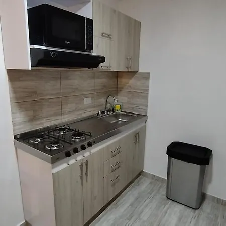 Park 66 Apartaestudios Cali Extérieur photo